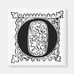 Letra "O" con el imán del fondo de la hoja