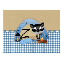 Letra Z de los mapaches que acampa Tarjeta Postal