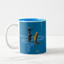 Leucomas que pescan el regalo que se divierte del  taza de café