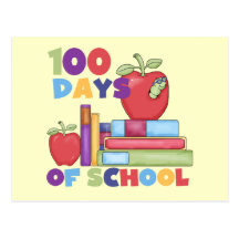 Libros y manzanas 100 días de camisetas de la escu tarjeta postal