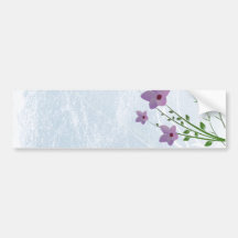 lilas minúsculas en azul claro apenada etiqueta de parachoque