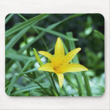 Lilly amarillo alfombrillas de ratones