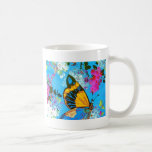 Línea grande de la mariposa tazas de café