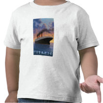 Línea titánica de la estrella de SceneWhite camisetas