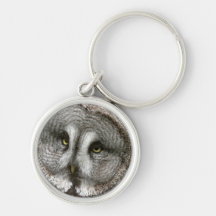 Llavero del búho de gran gris