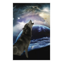 Lobo que grita en la luna papeleria de diseño