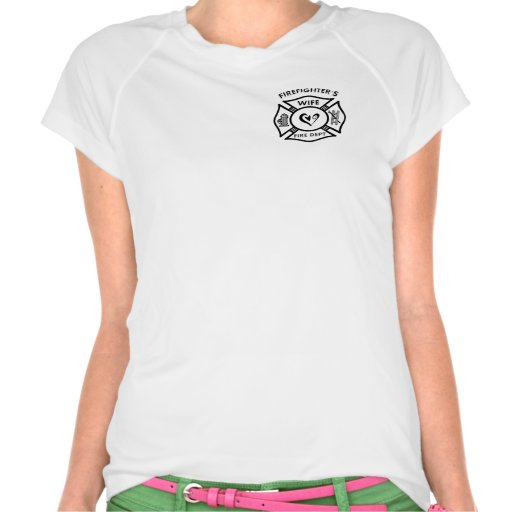 Logotipo maltés de la esposa de un bombero camiseta