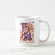 Los conejos y las ardillas almuerzan taza