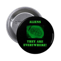 ¡Los extranjeros… están por todas partes! Pins