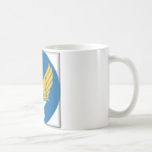 Los militares del cuerpo de aire simbolizan taza de café