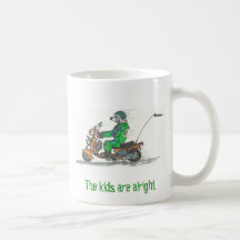 Los niños están bien taza de café