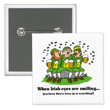Los ojos irlandeses son botón sonriente pins