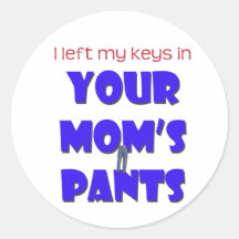 Los pantalones de su mamá pegatina redonda