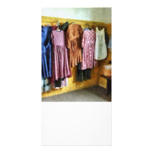 Los vestidos recolectados de la niña tarjeta fotográfica