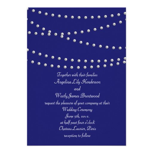 Luces del fiesta en la invitación del boda del añi