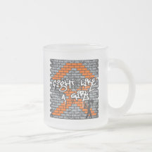 Lucha de la pared de la pintada del cáncer del riñ tazas de café
