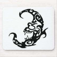 Luna tribal del mal del tatuaje alfombrilla de ratón