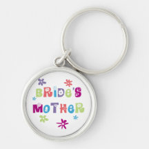 Madre feliz del regalo de la novia llaveros
