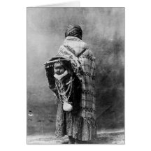 Madre y niño del nativo americano de Yakama Felicitacion