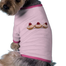 magdalenas con las frambuesas camiseta de mascota