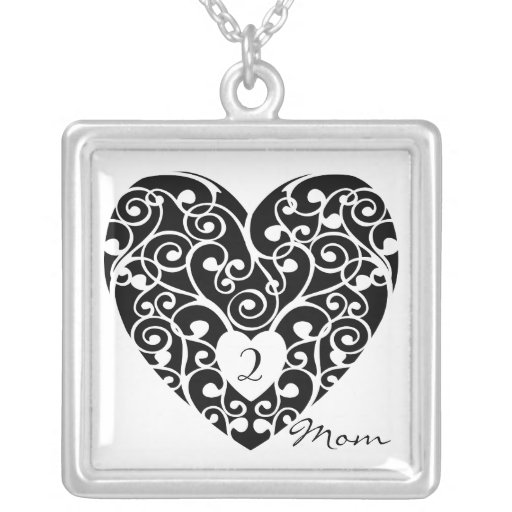 Mamá blanca del corazón del negro del collar del d