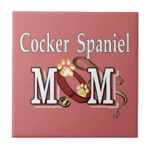 Mamá del perro de cocker spaniel azulejo
