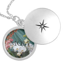"MAMÁ" en las orquídeas blancas collares