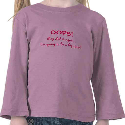 Mamá que tiene una hermana Bebé-Grande Camisetas
