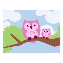 Mamá y bebé rosados lindos del búho tarjeta postal