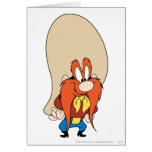 Manos de Yosemite Sam en caderas Felicitaciones