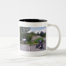 MAPA de la LECTURA del HOMBRE con la motocicleta Tazas De Café