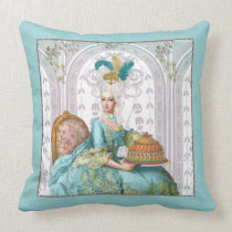 Marie Antonieta en aguamarina con la torta almohadas