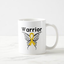 Mariposa tribal del guerrero del cáncer de la niñe taza de café
