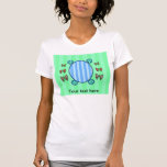 Mariposas lindas en rayas verdes claras y azules camisetas