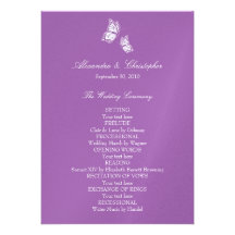 Mariposas violetas simples que casan programa invitación personalizada