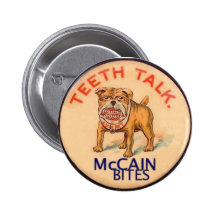 McCain muerde el botón Pins