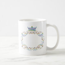 Medallón adornado del marco con la corona tazas