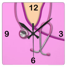 Médico rosado friega relojes