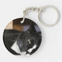 mentira blanco y negro del gato del smoking abajo  llaveros