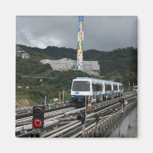 Metro de Taipei en la estación del parque zoológic Iman Para Frigorífico