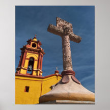 México, Bernal. Vista de Iglesia de San Sebastián Impresiones