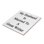 Mi marido está casado con un gran escritor teja  ceramica