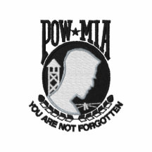 MIA/POW señaló la camisa por medio de una bandera