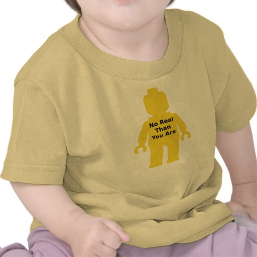 Minifig amarillo con "NO REAL QUE USTED ES" lema Camiseta