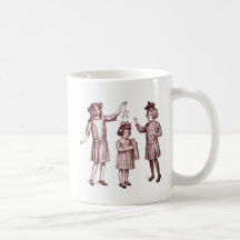 Moda retra de los chicas del Victorian del kitsch  Taza