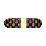 Modelo colorido del pájaro. Pinzón de Gouldian Patineta Personalizada