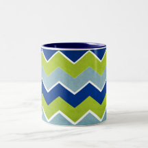 Modelo de zigzag azul y verde taza