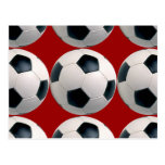 Modelo del balón de fútbol en rojo postales