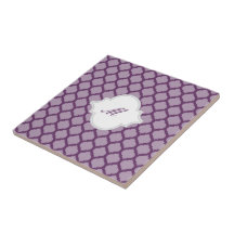 Modelo marroquí púrpura con la teja Trivet del mon