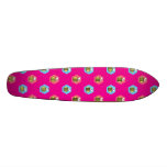 Modelo rosado del abejorro tabla de skate